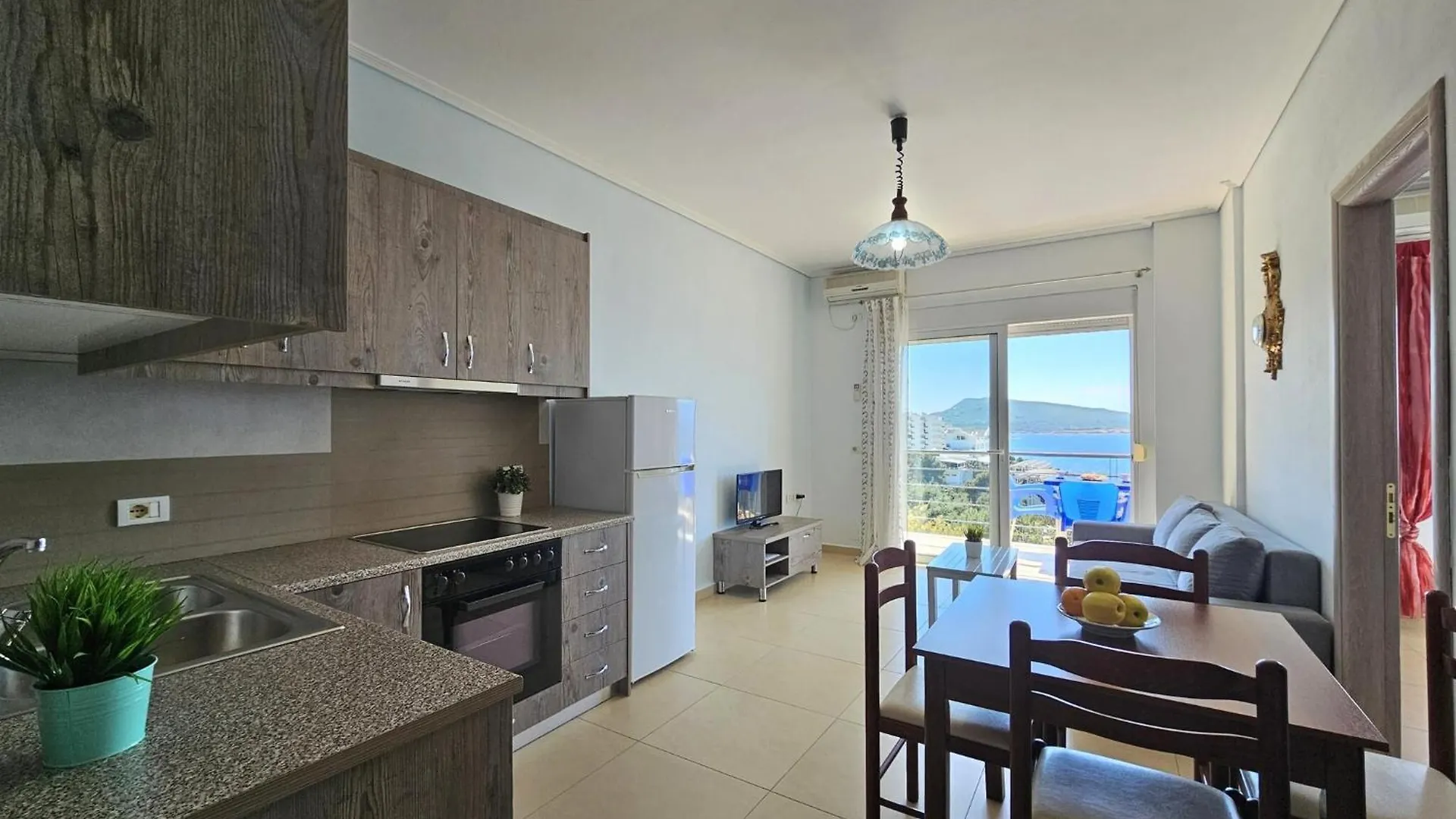Coastal One-Bedroom Apartment In Saranda  Sarandë
